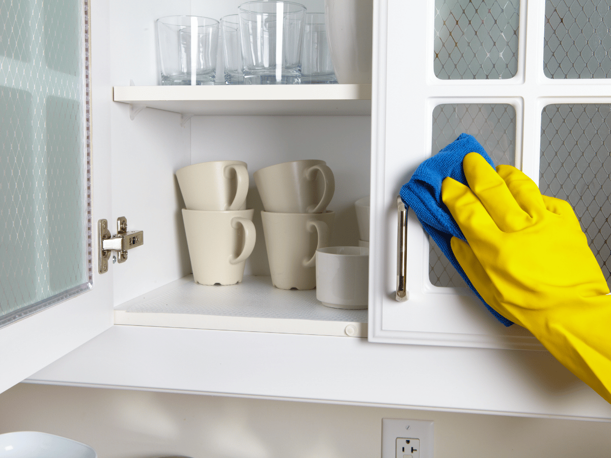 Kitchen Cabinet & Trolley Cleaning – Spotless & Hygienic
